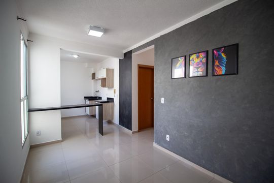 Sala de apartamento para alugar com 2 quartos, 45m² em Caguaçu, Sorocaba