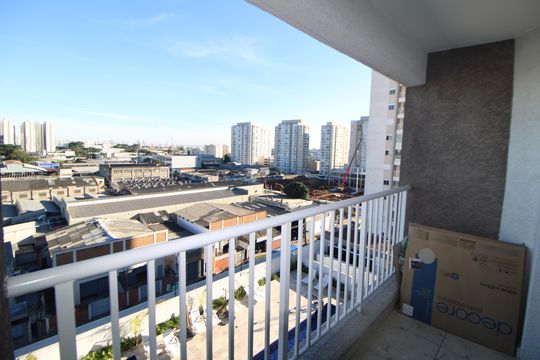 Área de Serviço de apartamento para alugar com 2 quartos, 47m² em Vila das Bandeiras, Guarulhos