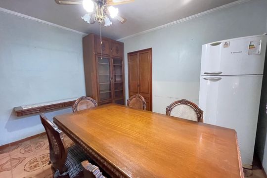 Casa para alugar com 5 quartos, 237m² em Caxingui, São Paulo