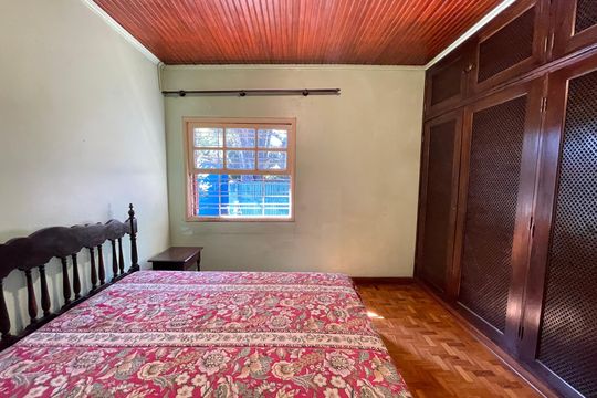 Quarto 1 de casa para alugar com 5 quartos, 237m² em Caxingui, São Paulo