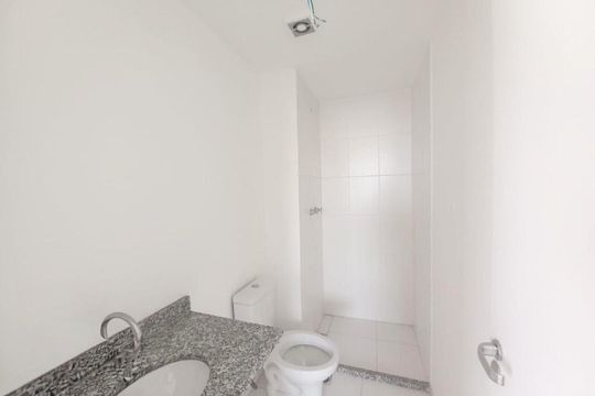 Banheiro de apartamento à venda com 3 quartos, 77m² em Vila da Saúde, São Paulo