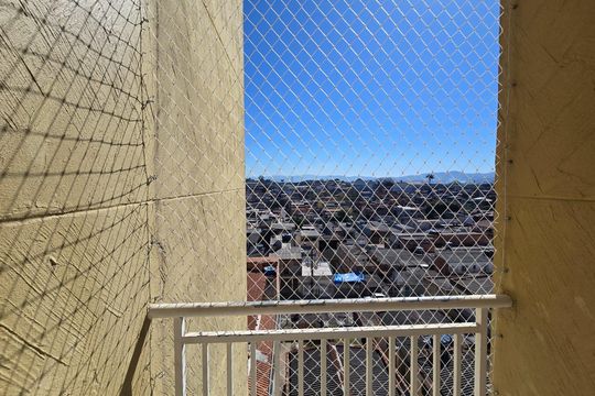 Varanda de apartamento para alugar com 2 quartos, 42m² em Jardim Silvestre, Guarulhos