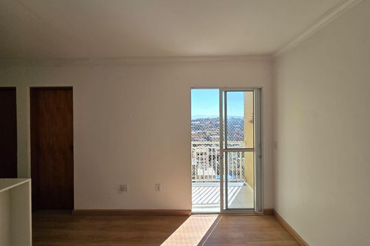 Sala  de apartamento para alugar com 2 quartos, 42m² em Jardim Silvestre, Guarulhos