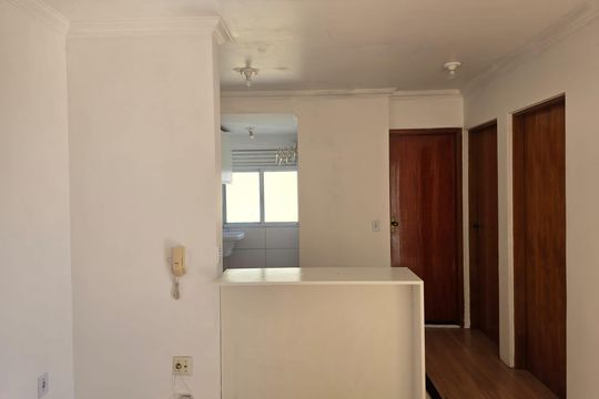 Sala de apartamento para alugar com 2 quartos, 42m² em Jardim Silvestre, Guarulhos