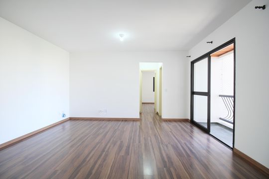 Apartamento para alugar com 2 quartos, 73m² em Jardim Maria Rosa, Taboão da Serra