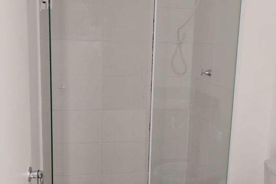 Banheiro de kitnet/studio para alugar com 1 quarto, 29m² em Vila Mariana, São Paulo