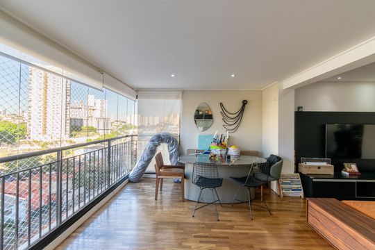 Varanda de apartamento à venda com 2 quartos, 90m² em Jardim Prudência, São Paulo