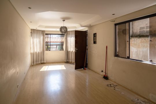Casa para alugar com 3 quartos, 220m² em Gopoúva, Guarulhos