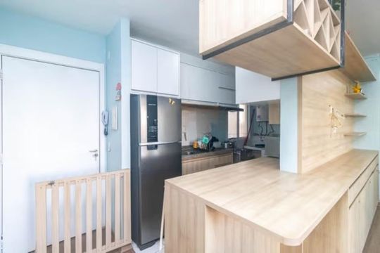 Cozinha de apartamento para alugar com 3 quartos, 78m² em Humaitá, Porto Alegre