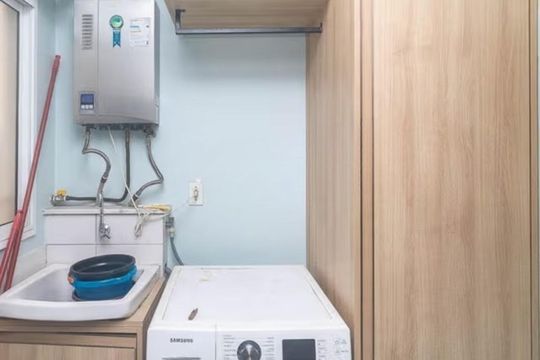 Área de serviço de apartamento para alugar com 3 quartos, 78m² em Humaitá, Porto Alegre