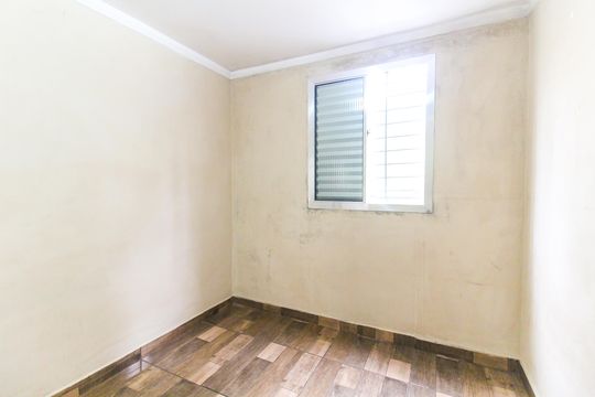 Quarto 1 de apartamento para alugar com 2 quartos, 40m² em Cidade Tiradentes, São Paulo