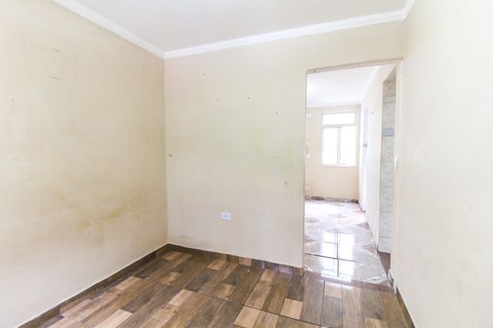 Quarto 1 de apartamento para alugar com 2 quartos, 40m² em Cidade Tiradentes, São Paulo