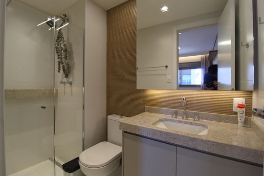 Banheiro da Suíte de apartamento à venda com 2 quartos, 65m² em Indianópolis, São Paulo