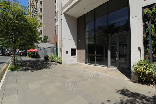 Fachada de apartamento à venda com 2 quartos, 65m² em Indianópolis, São Paulo