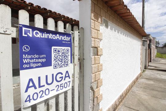 Casa para alugar com 2 quartos, 360m² em Jardim Pero, Cabo Frio