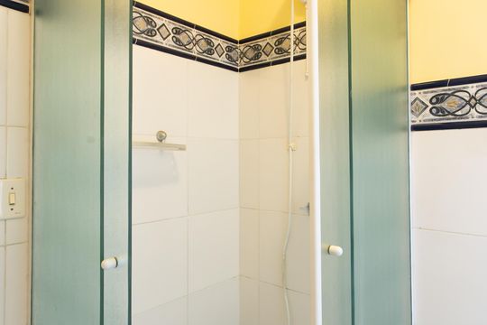 Banheiro Social  de casa para alugar com 3 quartos, 150m² em Vila Jacuí, São Paulo