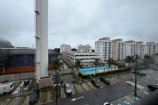 Sala - Varanda  de apartamento à venda com 2 quartos, 43m² em Anil, Rio de Janeiro