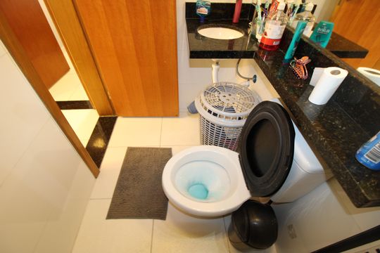 Banheiro de apartamento à venda com 1 quarto, 27m² em Vila Jacuí, São Paulo