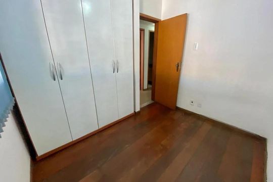 Casa para alugar com 4 quartos, 90m² em Santa Helena, Juiz de Fora