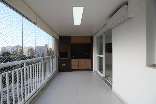 Varanda gourmet de apartamento à venda com 3 quartos, 127m² em Vila Andrade, São Paulo