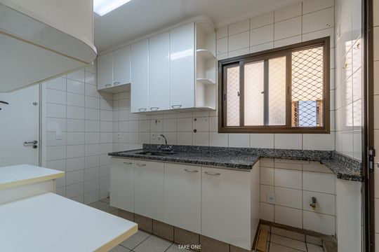 Apartamento à venda com 3 quartos, 83m² em Vila Itapura, Campinas