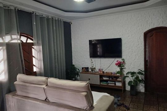 Casa para alugar com 3 quartos, 400m² em Anchieta, Nilópolis