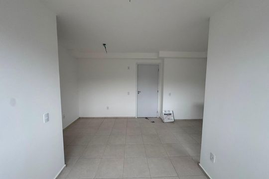 Sala de apartamento à venda com 2 quartos, 46m² em Recreio dos Bandeirantes, Rio de Janeiro