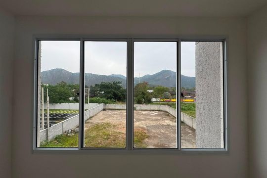 Vista de apartamento à venda com 2 quartos, 46m² em Recreio dos Bandeirantes, Rio de Janeiro