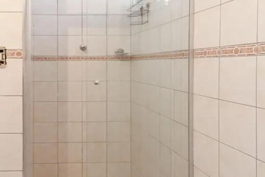 Banheiro de apartamento à venda com 2 quartos, 70m² em Guapira, São Paulo