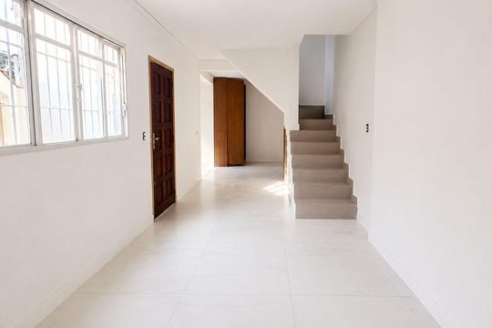 Casa à venda com 2 quartos, 90m² em Vila Nair, São Paulo