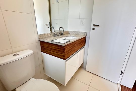 Apartamento para alugar com 3 quartos, 118m² em Jardim das Acacias, São Paulo