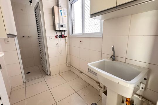 Apartamento para alugar com 3 quartos, 118m² em Jardim das Acacias, São Paulo