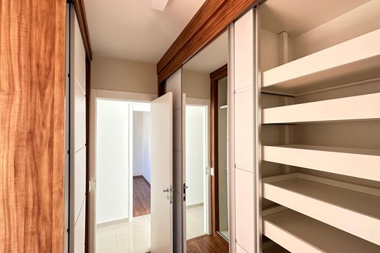 Apartamento para alugar com 3 quartos, 118m² em Jardim das Acacias, São Paulo