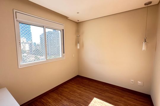 Apartamento para alugar com 3 quartos, 118m² em Jardim das Acacias, São Paulo