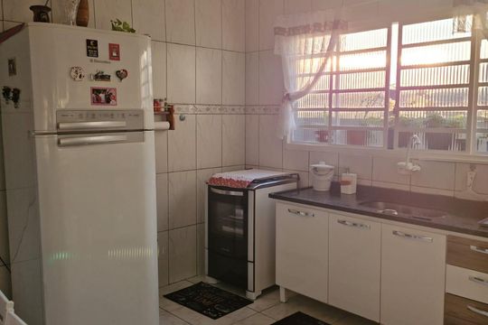 Cozinha de casa à venda com 3 quartos, 120m² em Jardim Santo Elias, São Paulo