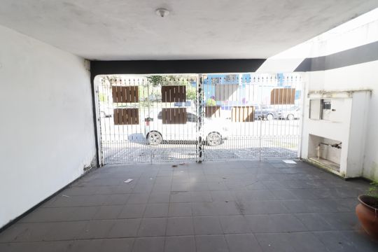 Garagem de casa à venda com 3 quartos, 160m² em Vila Campesina, Osasco
