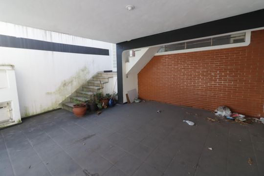 Garagem de casa à venda com 3 quartos, 160m² em Vila Campesina, Osasco