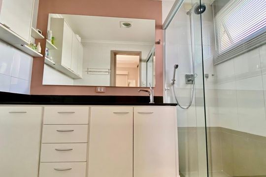Apartamento à venda com 2 quartos, 110m² em Campo Belo, São Paulo