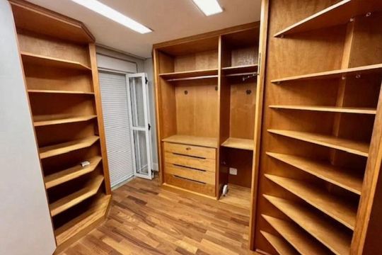 Casa à venda com 3 quartos, 260m² em Santo Amaro, São Paulo