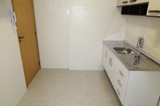 Cozinha de apartamento para alugar com 3 quartos, 83m² em Jardim Bela Vista, São José dos Campos