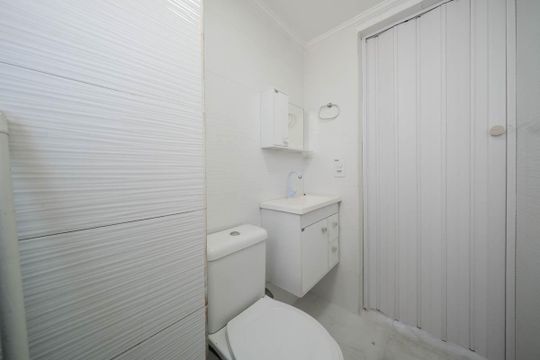 Banheiro de apartamento para alugar com 2 quartos, 52m² em Vila Silvia, São Paulo