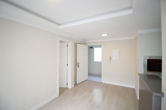 Sala de apartamento para alugar com 1 quarto, 40m² em Auxiliadora, Porto Alegre