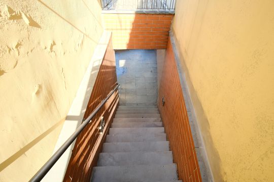 Escada de casa à venda com 2 quartos, 127m² em Maranhão, São Paulo