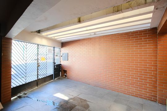 Garagem de casa à venda com 2 quartos, 127m² em Maranhão, São Paulo