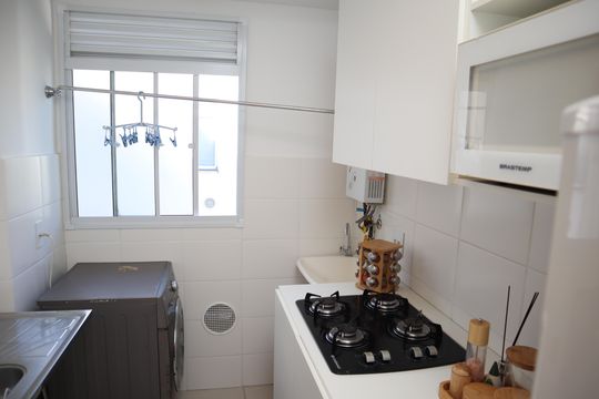 Cozinha de apartamento para alugar com 2 quartos, 44m² em Vargem Grande, Rio de Janeiro