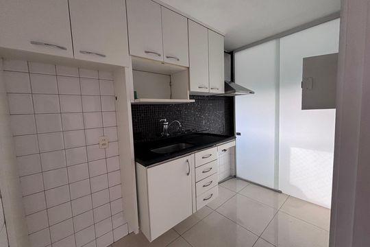 Cozinha de apartamento à venda com 2 quartos, 66m² em Recreio dos Bandeirantes, Rio de Janeiro