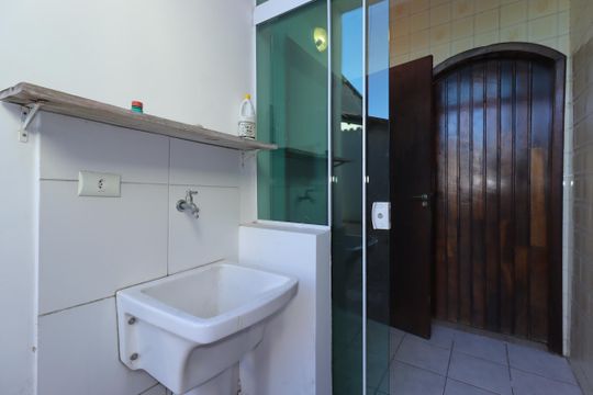 Área de Serviço de casa à venda com 3 quartos, 164m² em Vila Alto de Santo Andre, Santo André