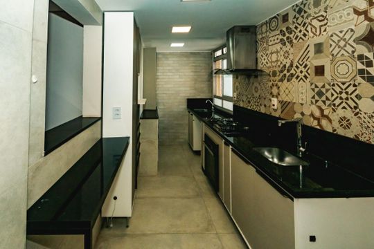 Cozinha de apartamento à venda com 3 quartos, 72m² em Candelária, Belo Horizonte