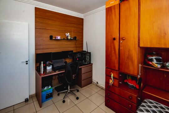 Apartamento à venda com 3 quartos, 112m² em Heliópolis, Belo Horizonte