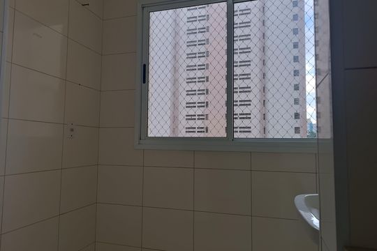 Área de serviço de apartamento para alugar com 2 quartos, 72m² em Centro, Jundiaí